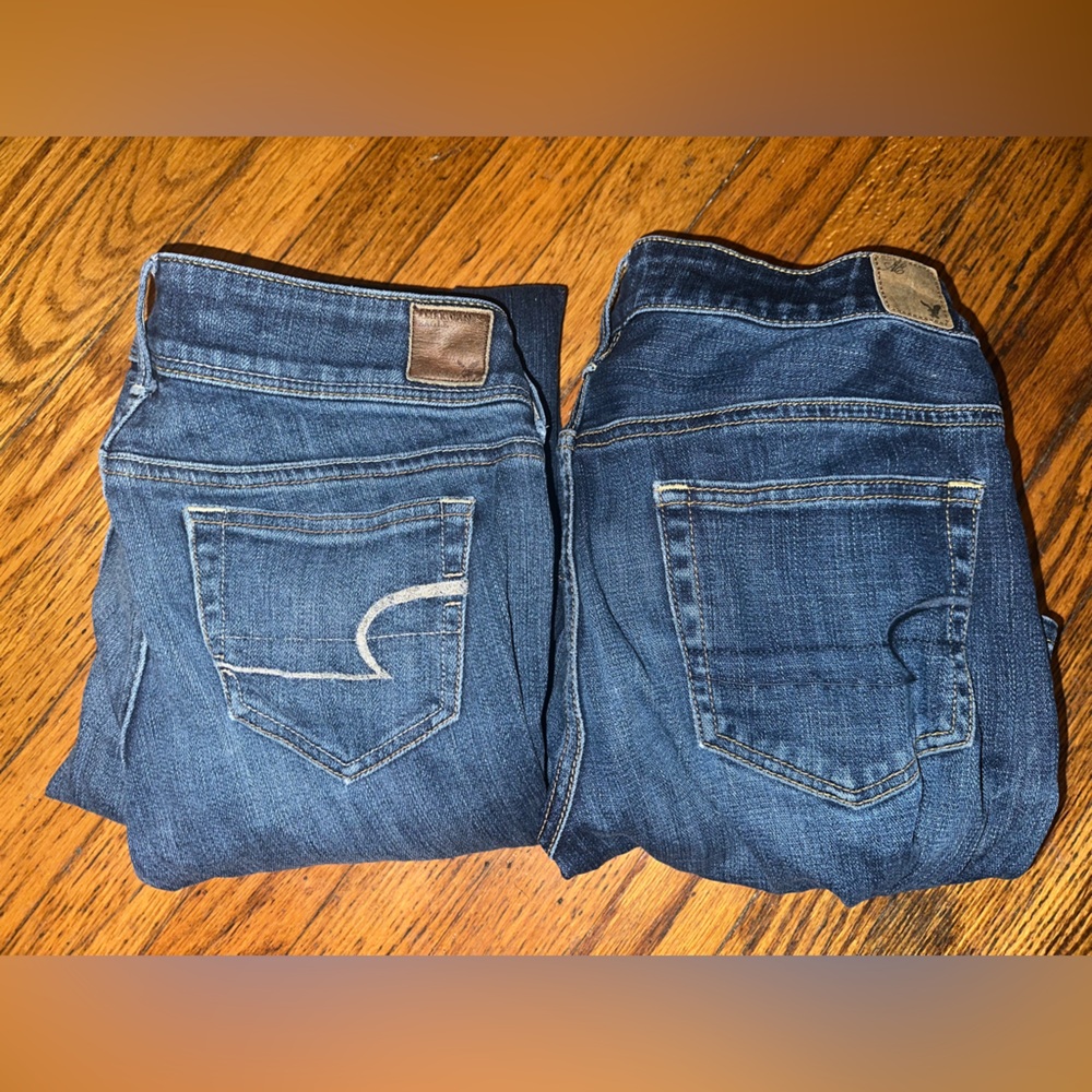 2 pair of American Eagle Outfitters Blue Jeans with Contrast Stitching